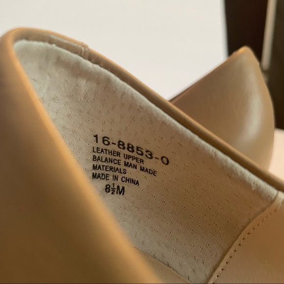 New Jessica London tan heals.  Size 8 1/2M - Picture 9 of 16